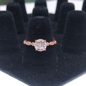 Sterling silver round cubic zirconia ring